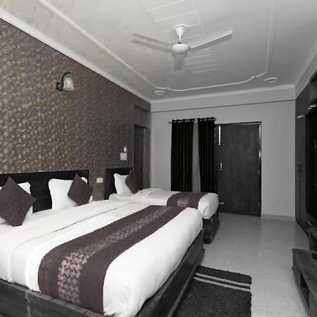 Oyo 11877 Royal Residency Hotel New Tehri Esterno foto