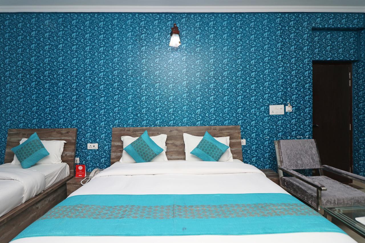 Oyo 11877 Royal Residency Hotel New Tehri Camera foto